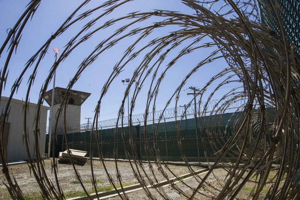 US Transfers 11 Yemeni Detainees from Guantanamo Bay to Oman After Over Two Decades