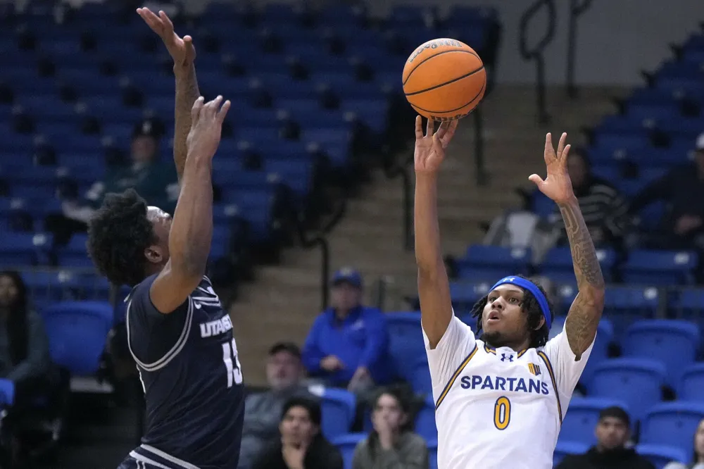 Utah State Secures Fifth Straight Win, Defeating San Jose State 85-78