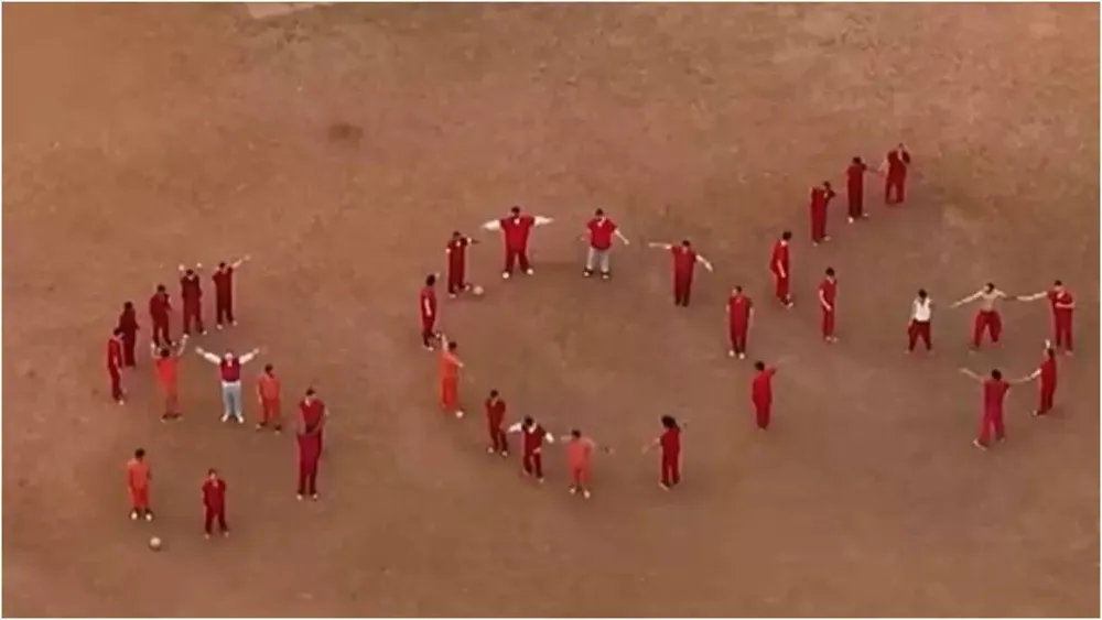 Venezuelan Detainees Signal for Help Amid Deportation Fears in Texas