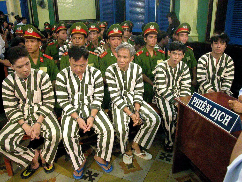 Vietnam Abolishes Death Penalty for Embezzlement and Anti-State Crimes