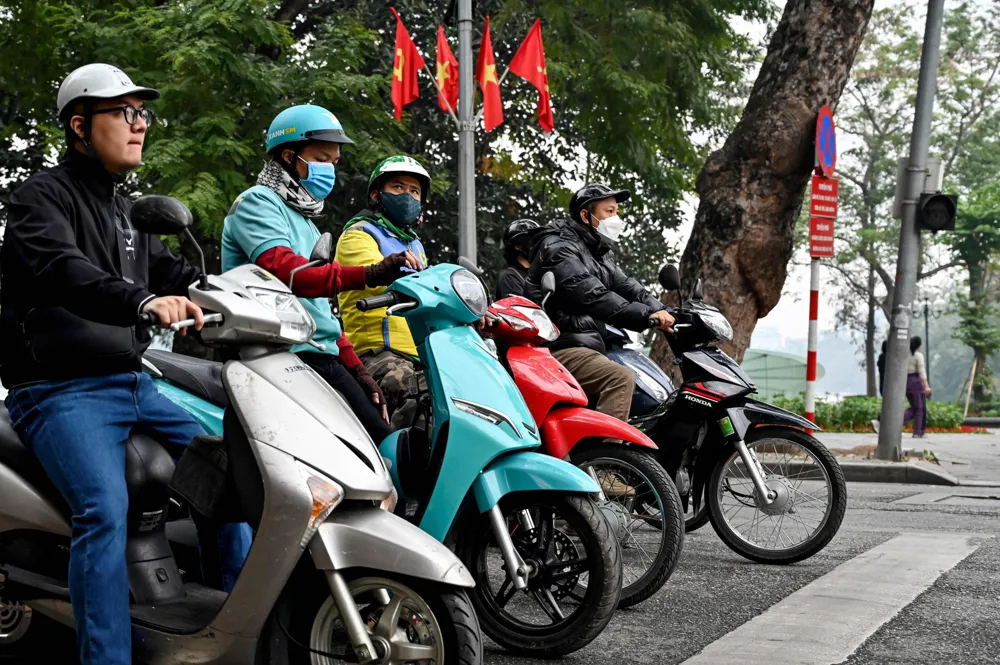 Vietnam offers up to $200 for reporting traffic violations