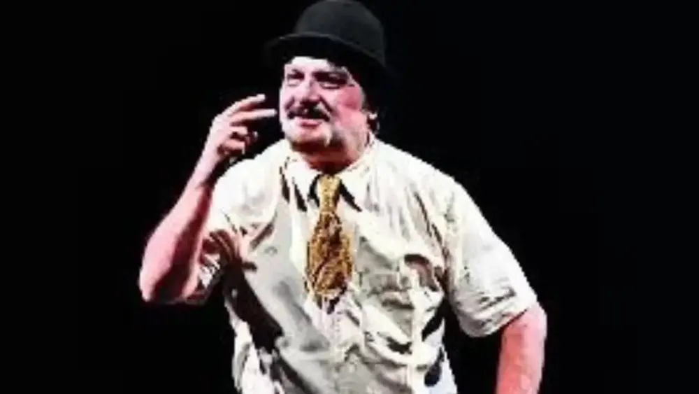 Vinay Pathak Returns to Pune in 'Nothing Like Lear' - A Unique Twist on Shakespeare's Tragedy