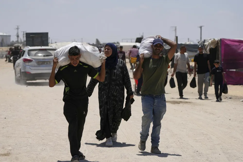 Violence Erupts at Gaza Aid Distribution Site, Resulting in Casualties