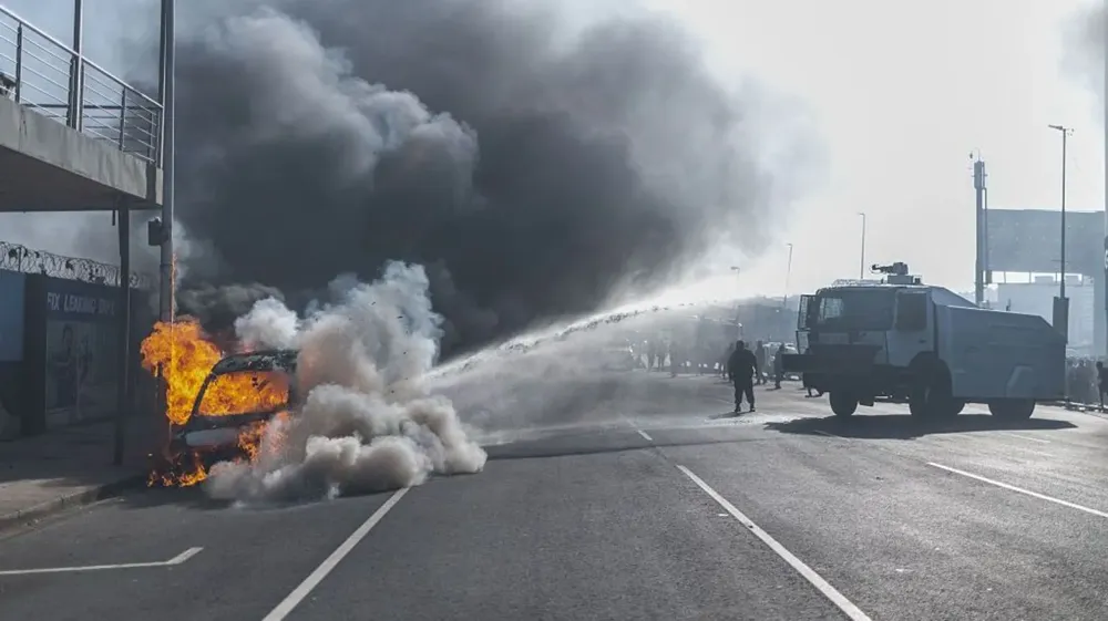 Violence Erupts in South Africa Amid Anti-Migrant Protests Following Court Ruling