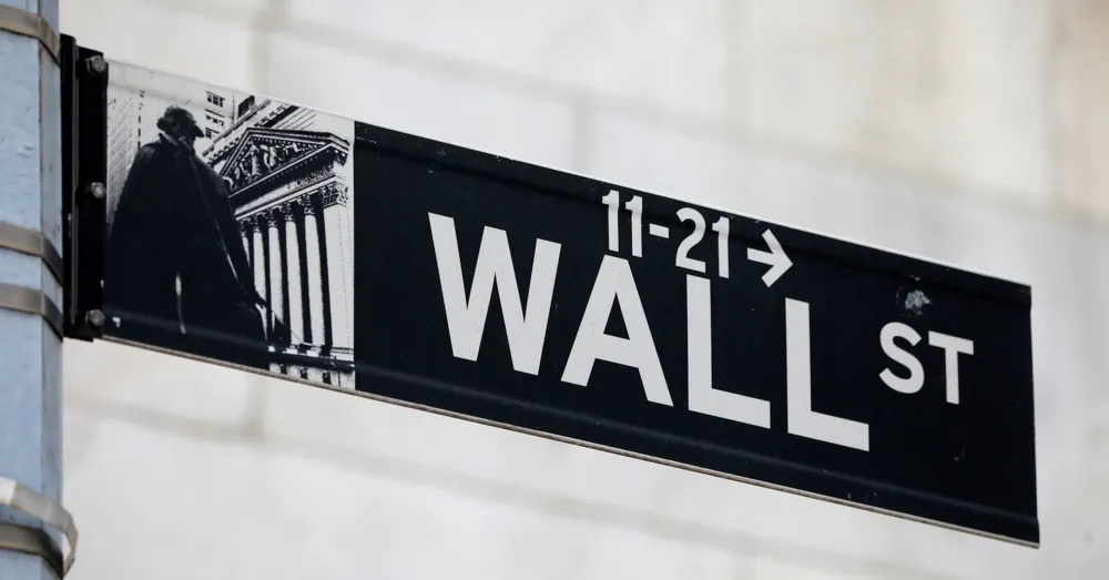 Wall Street Sees Decline as Strong Economic Data Raises Fed Easing Concerns