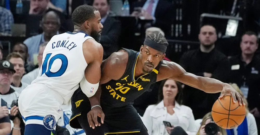 Warriors Edge Timberwolves 99-88 in Game 1 Despite Curry's Injury