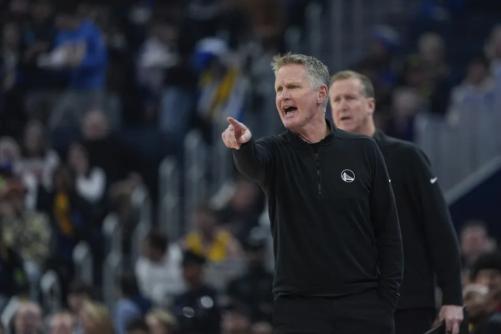 Warriors Face Back-to-Back Home Losses, Coach Critiques Team’s Competitive Spirit