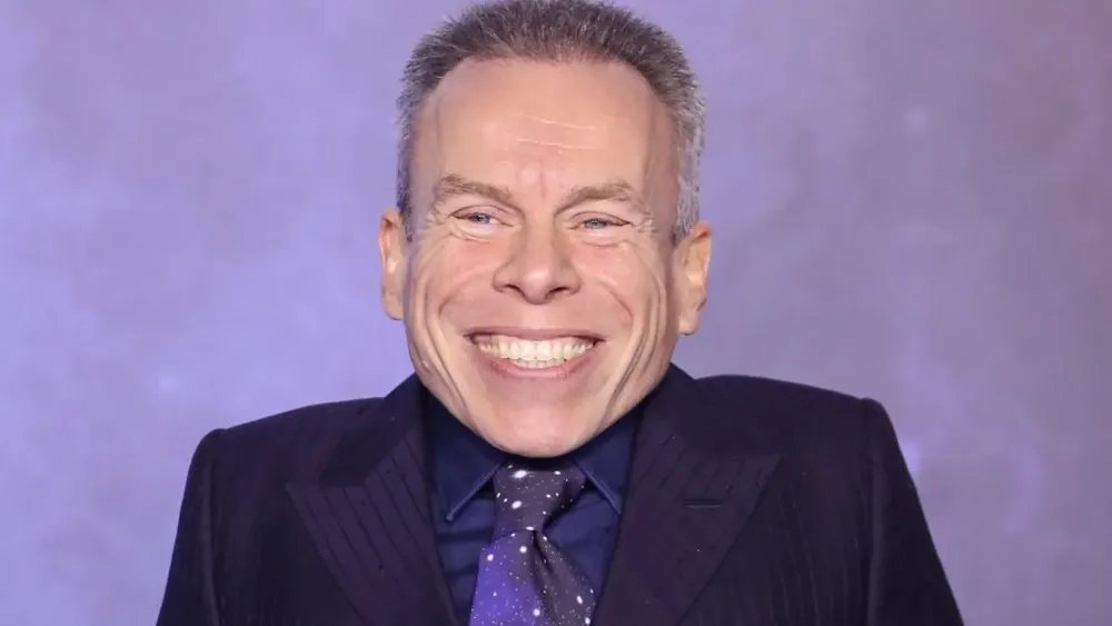 Warwick Davis to be honored with BAFTA Fellowship for his contributions