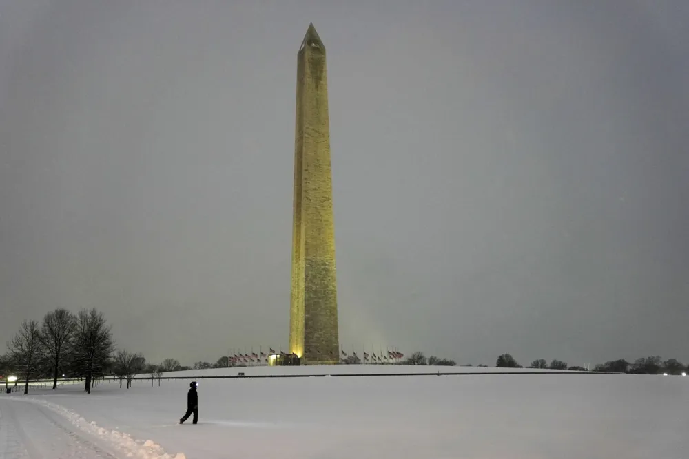 Washington faces logistical challenges amid heavy snowfall and high-security events