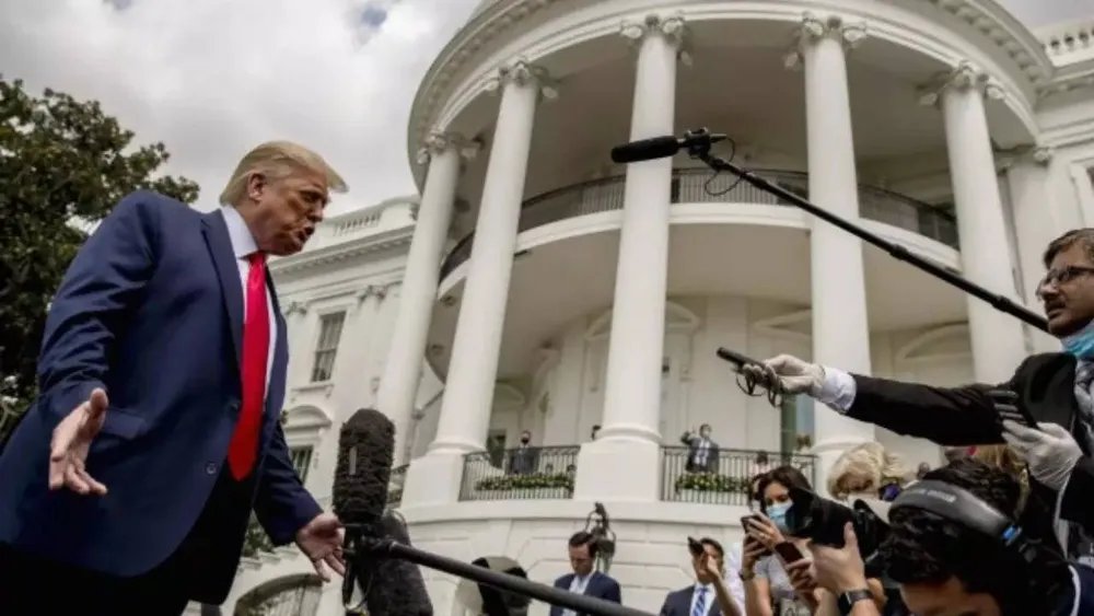 White House Defies Court Order, Barriers Against AP Reporters Continue