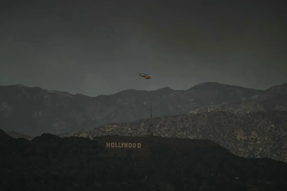 Wildfires Disrupt Hollywood as Awards Season Events Cancelled