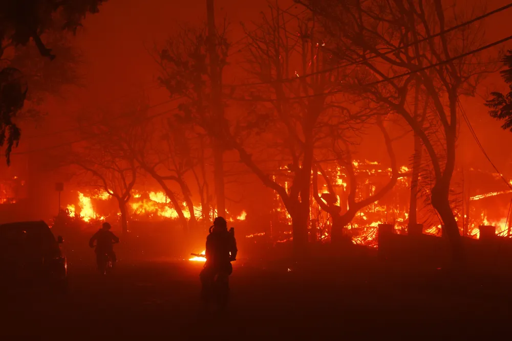 Wildfires Ignite in Southern California, Thousands Evacuate as Fires Spread