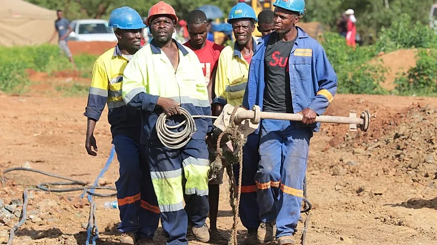 Zimbabwe Unveils Immediate Ban on Exports of All Raw Minerals and Lithium Concentrates